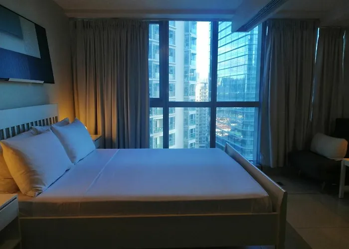 Uptown Parksuites Tower 1 Bgc By Ph Staycation Apartment Manila