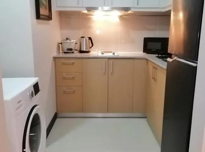 Apartment Uptown Parksuites Tower 1 Bgc By Ph Staycation Manila