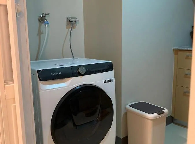 Apartment Uptown Parksuites Tower 1 Bgc By Ph Staycation *