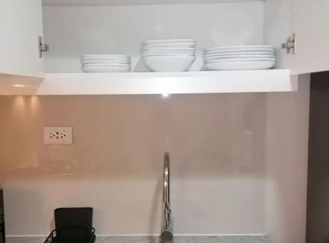 Uptown Parksuites Tower 1 Bgc By Ph Staycation Apartment