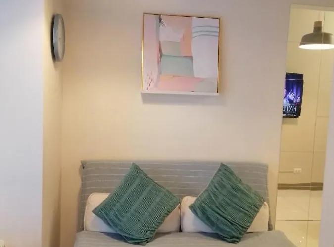 Uptown Parksuites Tower 1 Bgc By Ph Staycation