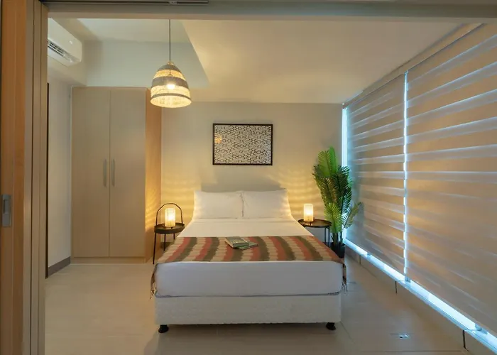 Uptown Parksuites Tower 1 Bgc By Ph Staycation Apartment