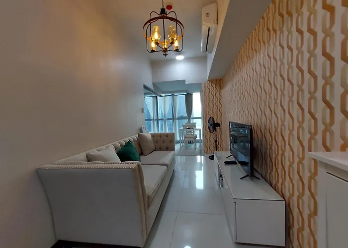 Uptown Parksuites Tower 1 Bgc By Ph Staycation Apartment