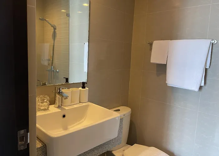 Apartment Uptown Parksuites Tower 1 Bgc By Ph Staycation *