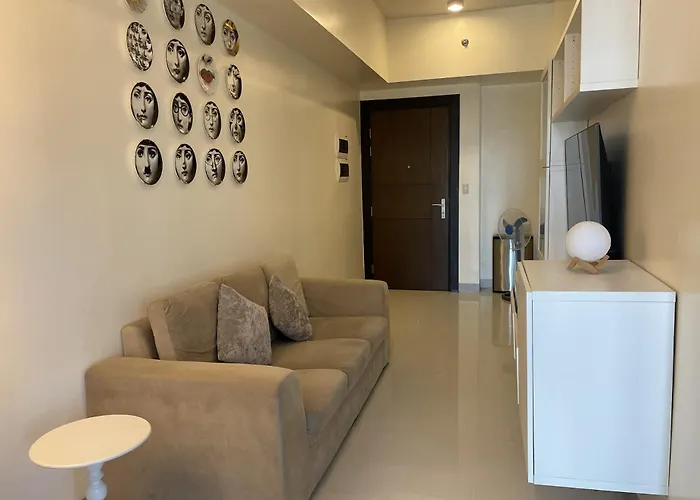 Uptown Parksuites Tower 1 Bgc By Ph Staycation